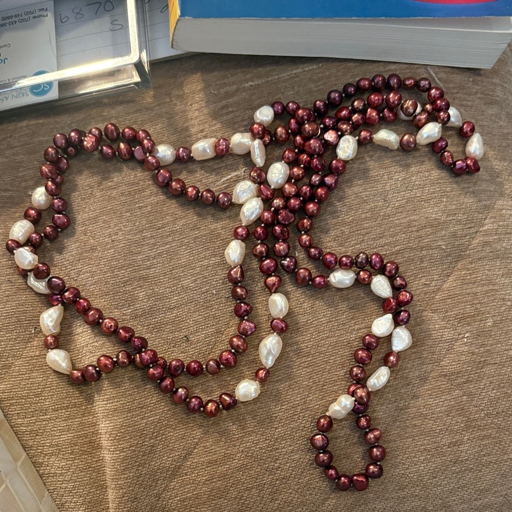 Elegant Burgundy Pearl and White Baroque Pearl Rope Necklace